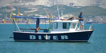 Прокат рыбацкого катера Diver (2 часа)